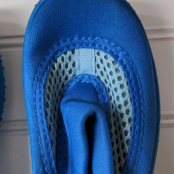 i.Play Kids US Size 7 Blue Water Shoes - Picture 4 of 11